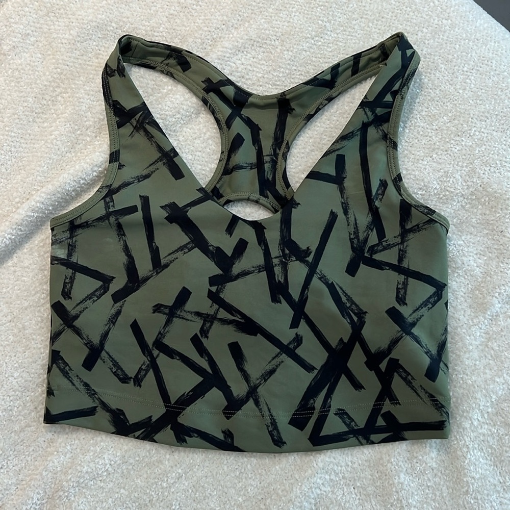 Crop top/Sports Bra